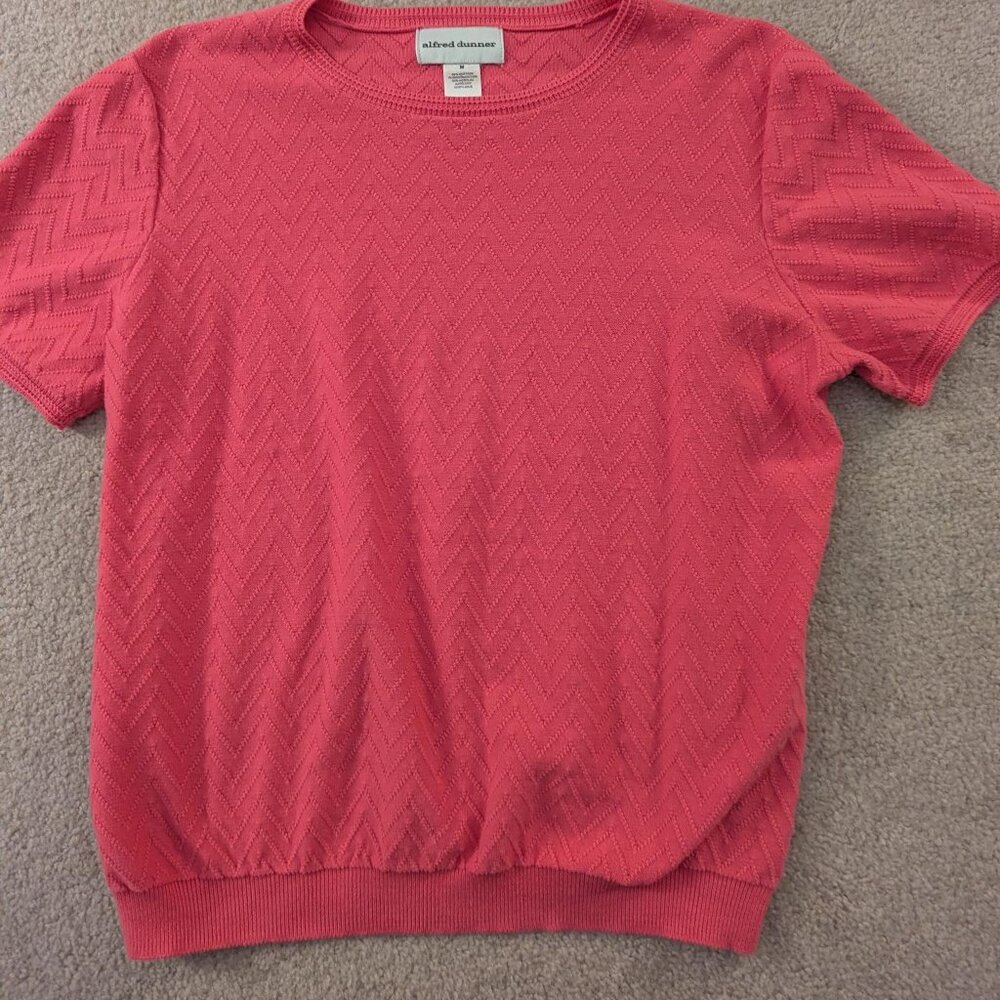 Alfred Dunner Pink Top with design on front, Size M